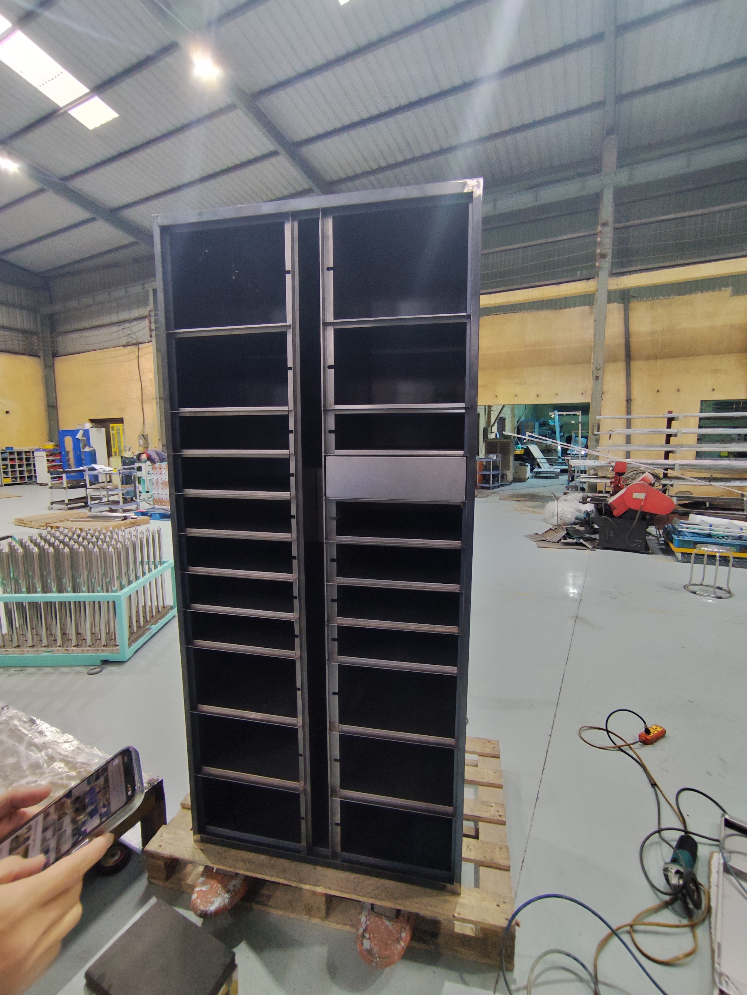 Product (tool cabinet).jpg